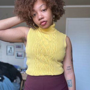 VINTAGE YELLOW TURTLENECK SWEATER TANK TOP